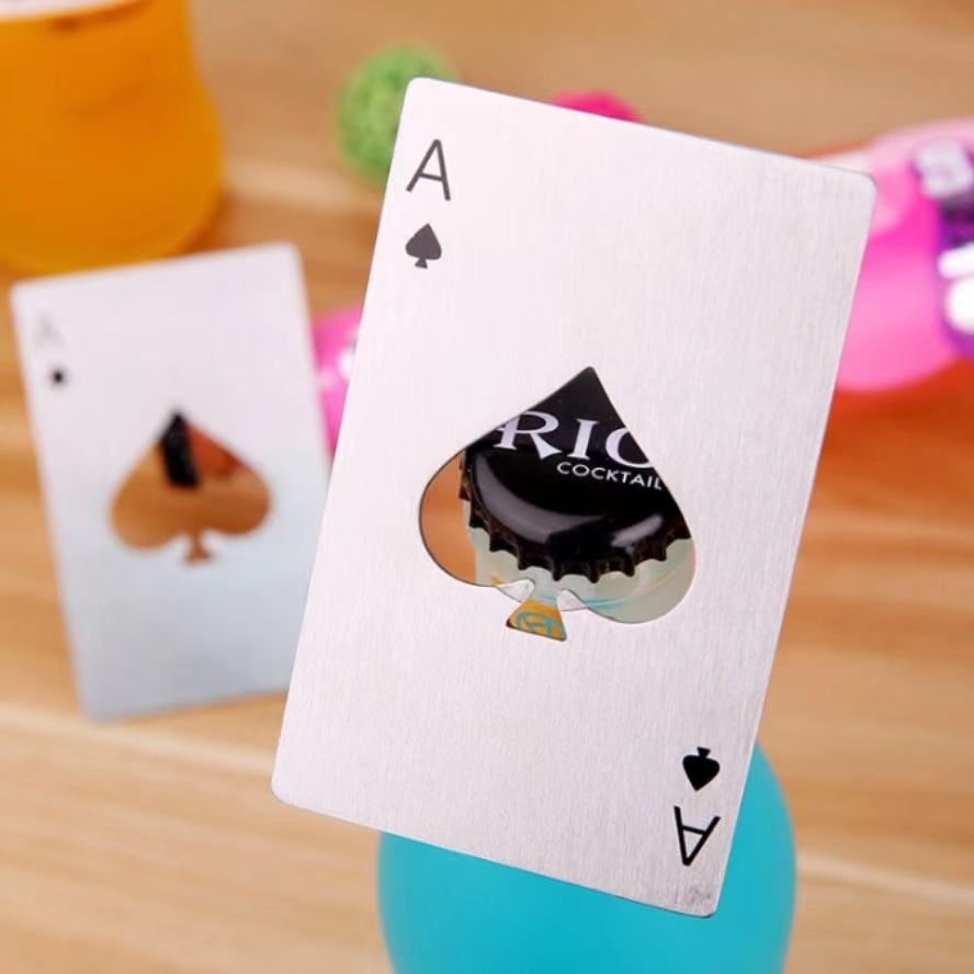 Beer Bottle Opener Poker A Car - Kitchen Gadgets Must Have のレビューと価格