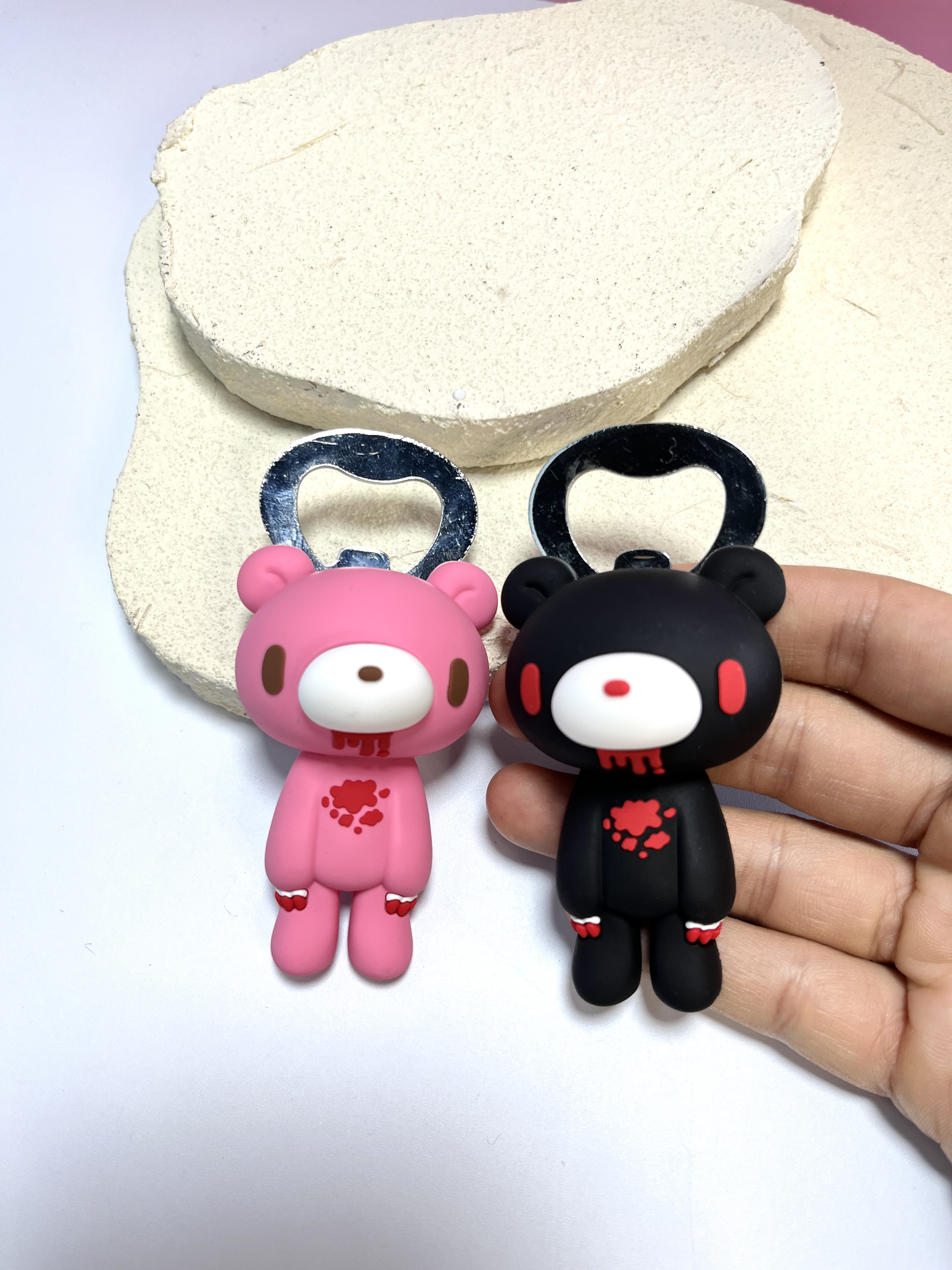 Gothic Blood Bear Fridge Magne - Funny Kitchen Gadgets Gifts のレビューと価格