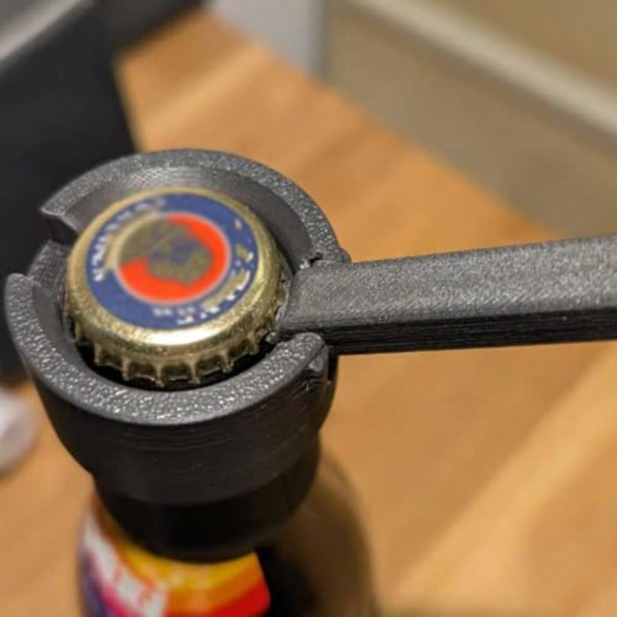 Pop The Top: The Bottle Opener - Funny Kitchen Gadgets Gifts のレビューと価格