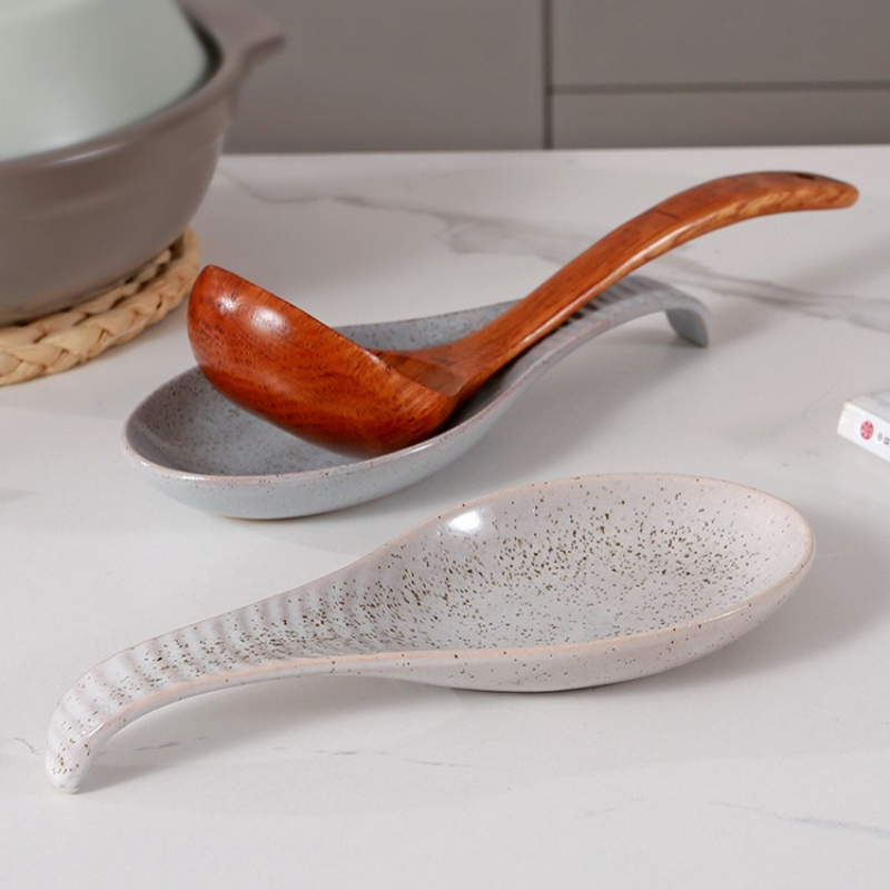 Ceramic Spoon Rest for Stove T - Kitchen Gadgets Under 100 のレビューと価格